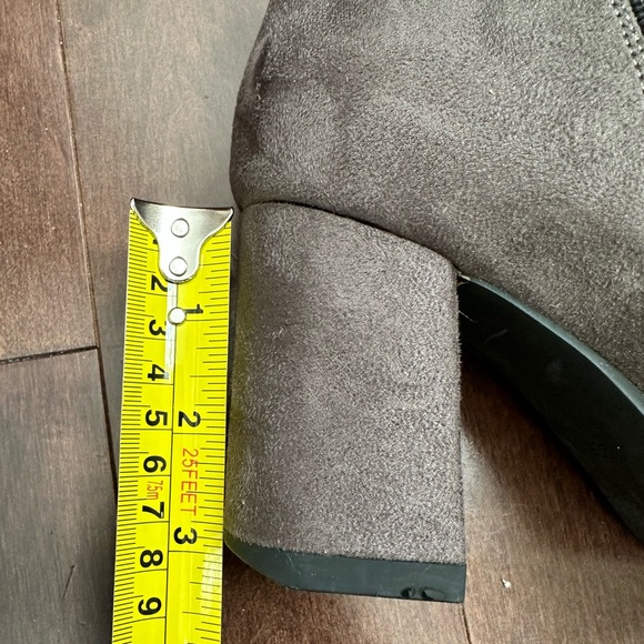 Women’s Ankle Boots with Square Chunky Heels, Size US 7 = 23.5cm - Picture 6 of 11